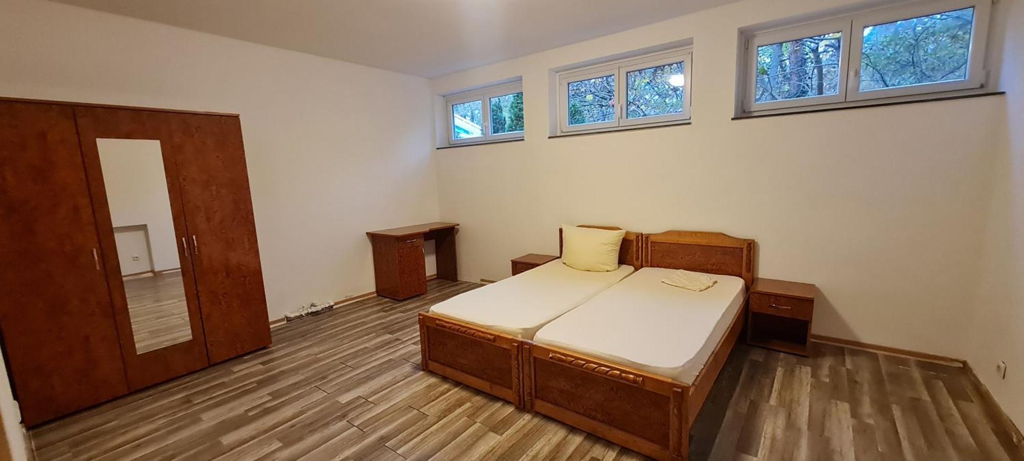 Schoene Hostel Mit Eigene Parking Netflix Youtube نورنبيرغ المظهر الخارجي الصورة